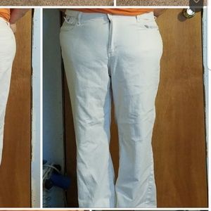 White stretch jeans
